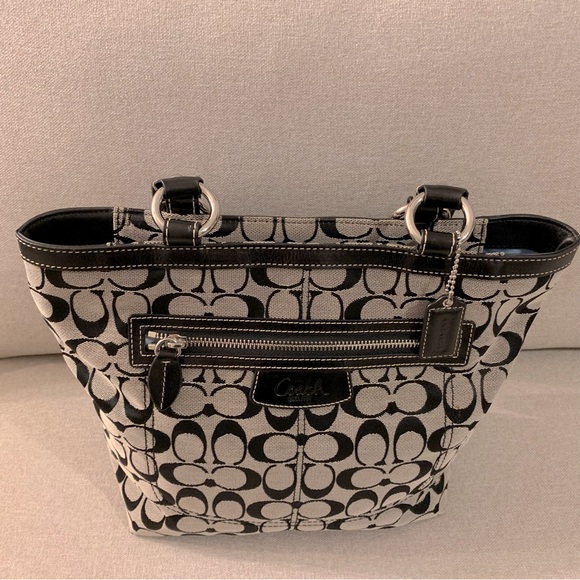 Vintage Signature Collection Coach Purse - Black - Picture 3 of 9